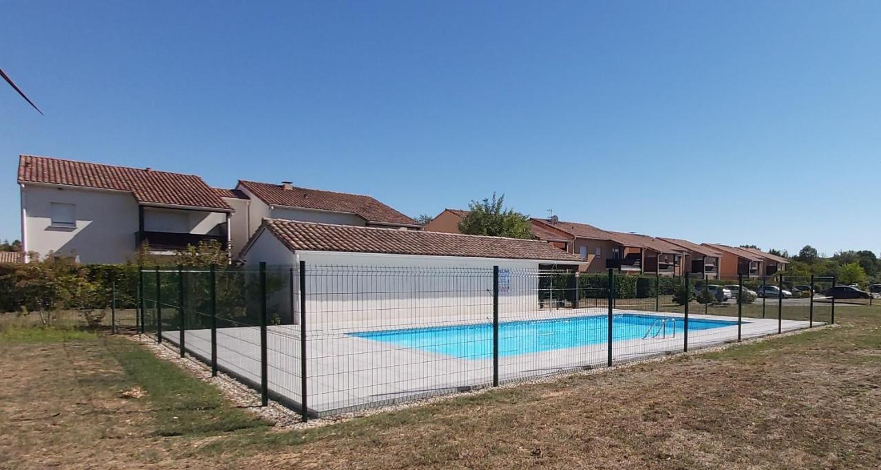 La Campagne Romantique - Avec Entree Autonome, Clim Neuve, Parking Prive & Sa Piscine ! - Saint-Sulpice  Luaran gambar