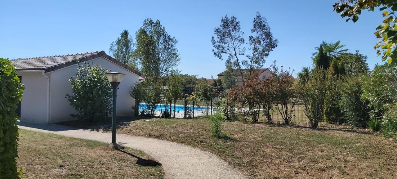 La Campagne Romantique - Avec Entree Autonome, Clim Neuve, Parking Prive & Sa Piscine ! - Saint-Sulpice  Luaran gambar