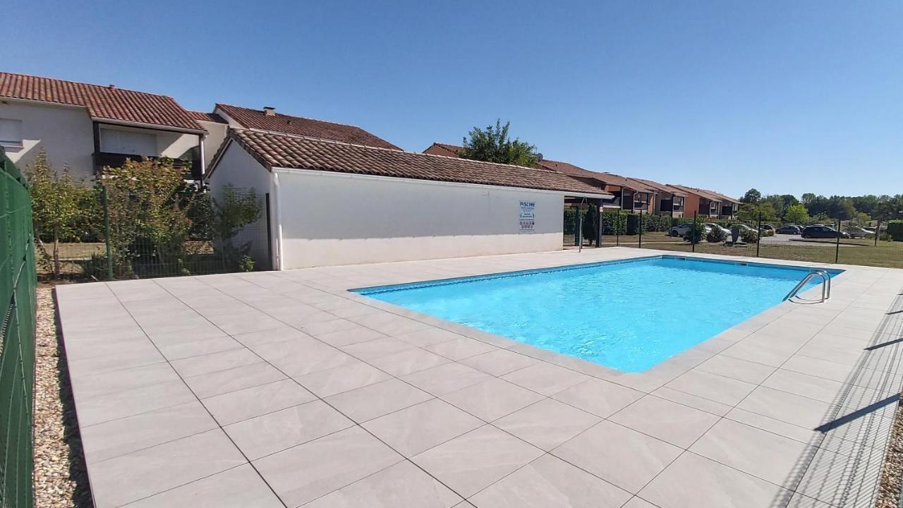 La Campagne Romantique - Avec Entree Autonome, Clim Neuve, Parking Prive & Sa Piscine ! - Saint-Sulpice  Luaran gambar