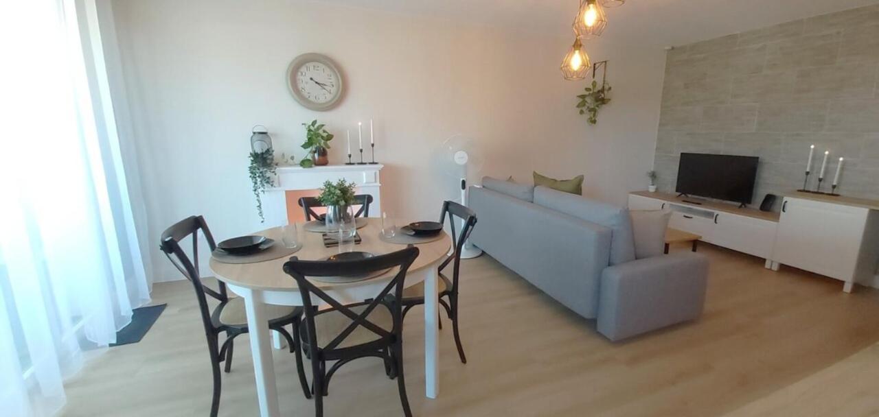 La Campagne Romantique - Avec Entree Autonome, Clim Neuve, Parking Prive & Sa Piscine ! - Saint-Sulpice  Luaran gambar