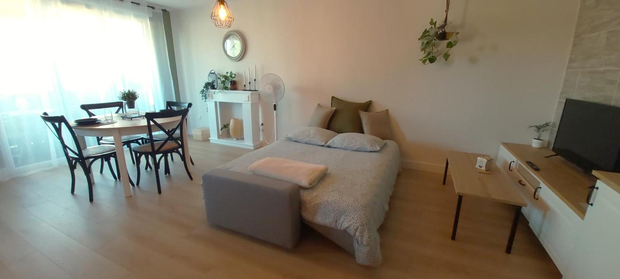 La Campagne Romantique - Avec Entree Autonome, Clim Neuve, Parking Prive & Sa Piscine ! - Saint-Sulpice  Luaran gambar